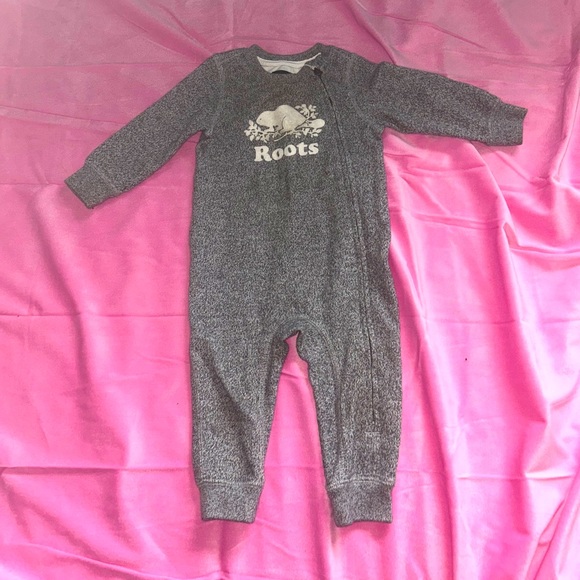 Salt and pepper roots, baby onesie - Picture 1 of 4